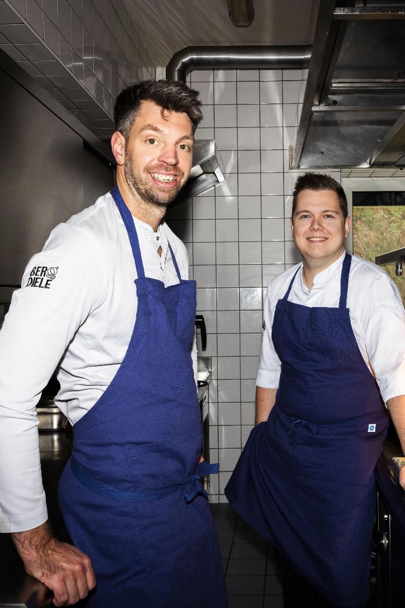 hand seasoning delicious food